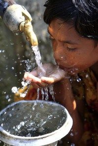 BANGLADESH-CYCLONE-W.jpg